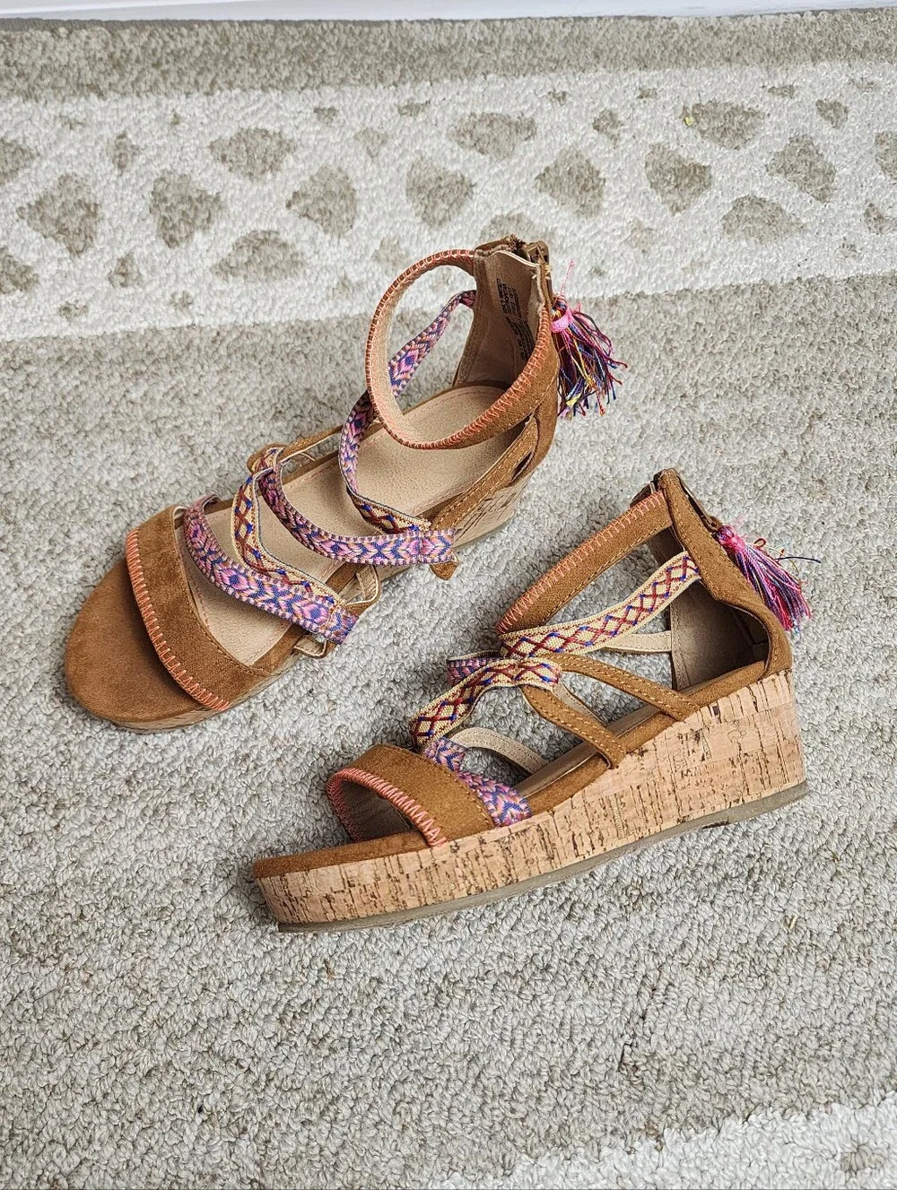 SO® Girls Boho Cork Wedge Sandals with Embroidered Straps & Tassels Size 2